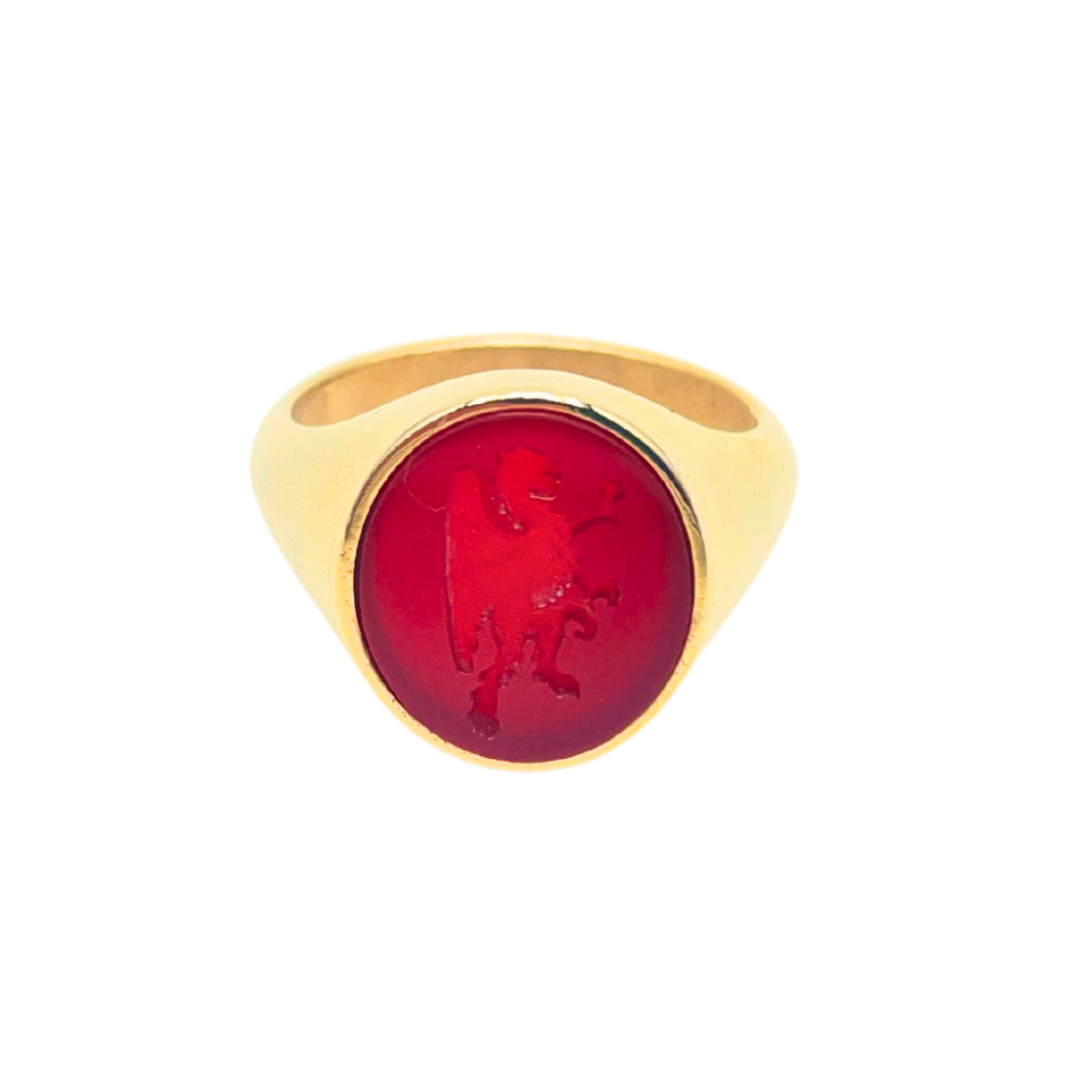 Anello in oro con sigillo inciso su corniola rossa