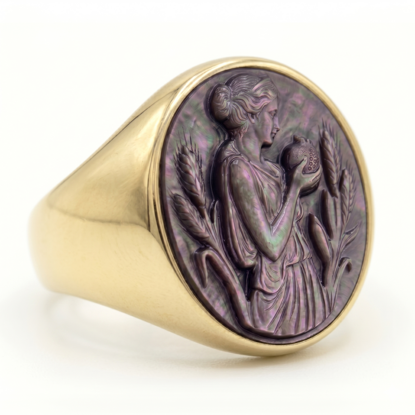 Anello Sigillo Persefone – Cameo Mitologico in Madreperla Tahitiana Grigia, Regolabile in Argento o Bronzo