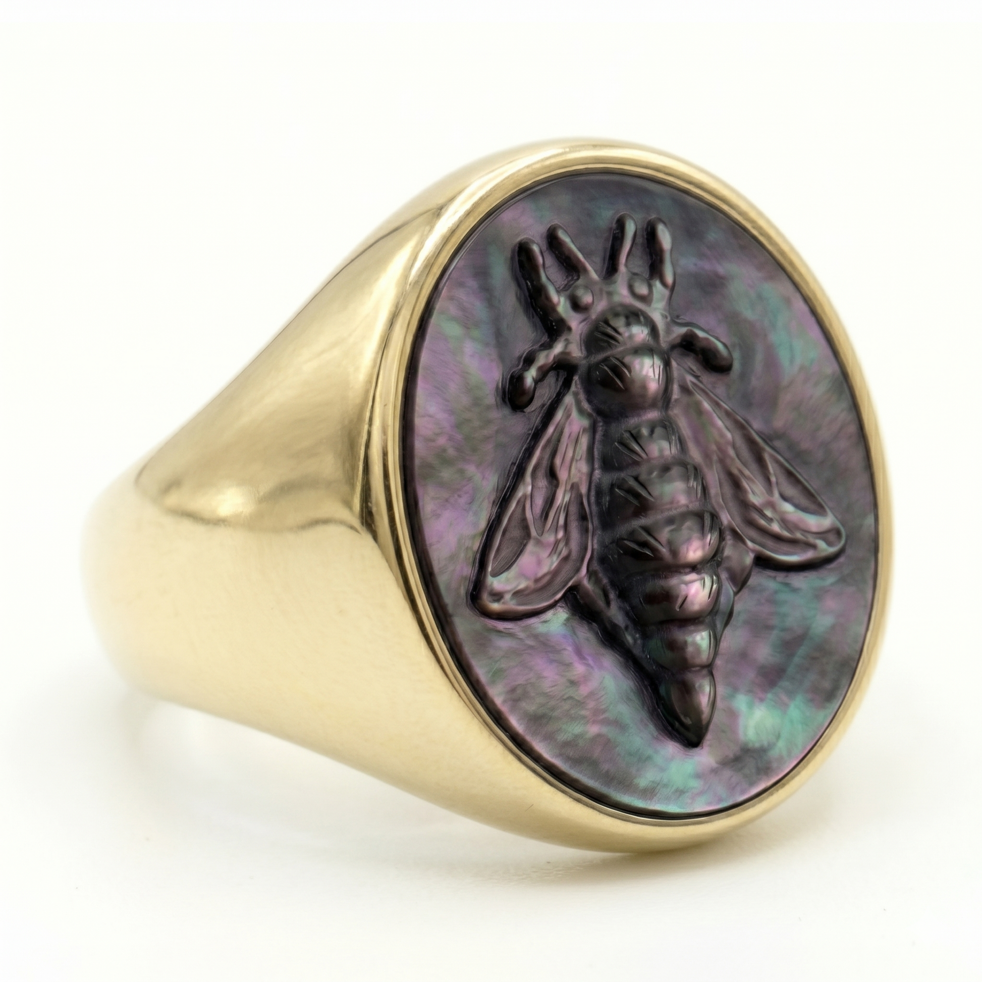 BEE SIGNET RING